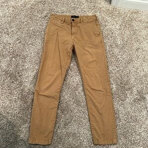American eagle khaki slim pants size 28x30, good condition